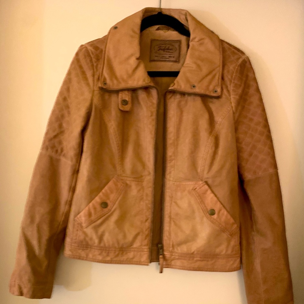 Cool lather jacket  Never  worn !